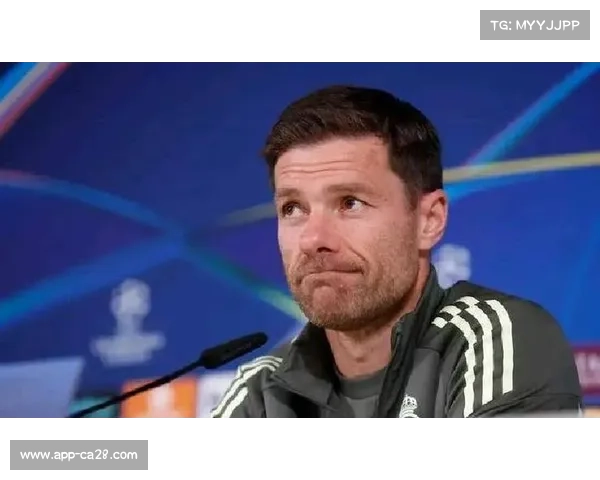 埃尔切主帅为阿隆索发声，批评过激转型需耐心