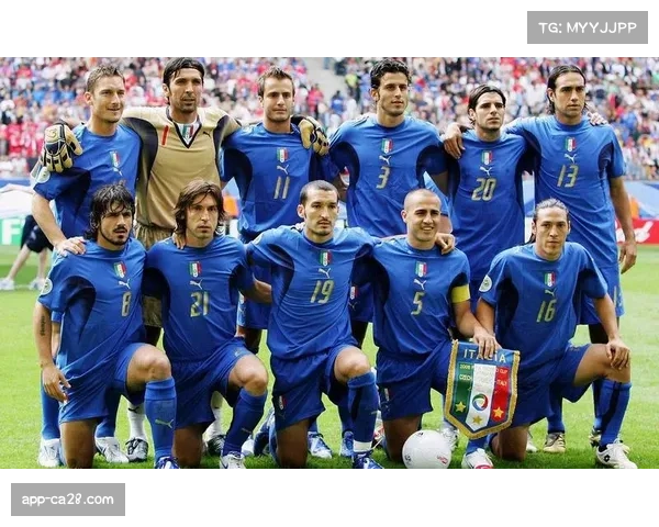 特写：乔治亚队传奇前锋米卡在主场完成国家队告别战