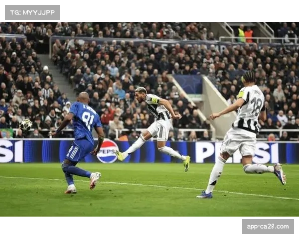 欧足联宣布针对2026-27赛季欧冠引入新的比赛用球，旨在提升飞行稳定性